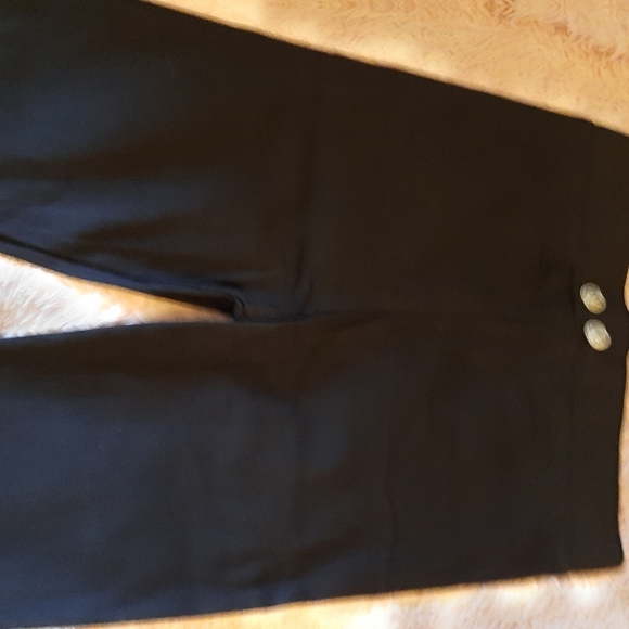 Zara leggings with gold buttons - Picture 2 of 3